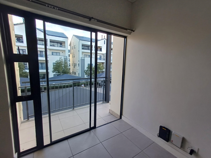 To Let 1 Bedroom Property for Rent in Croydon Western Cape